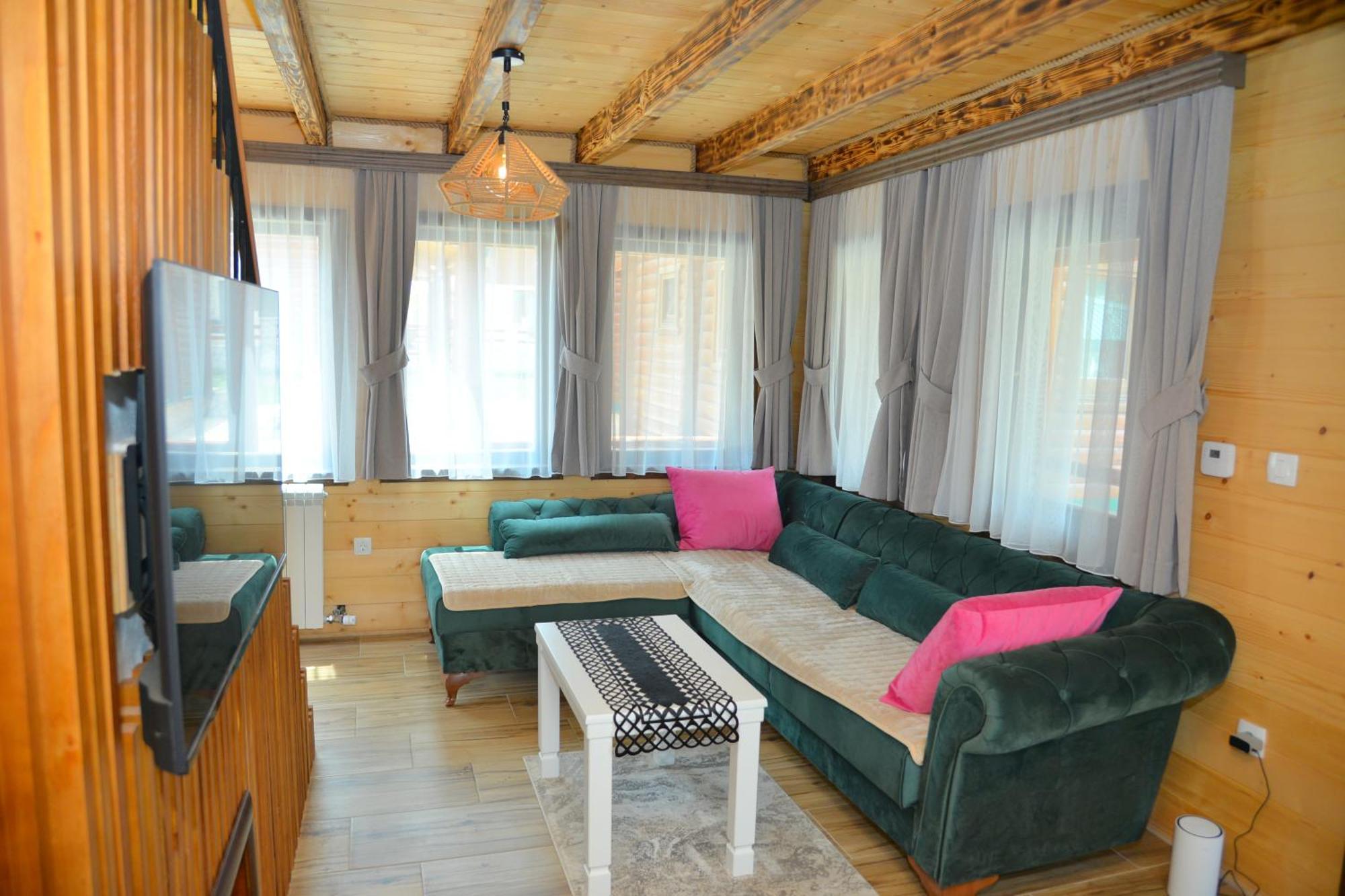 Zagrad Homes In Žabljak