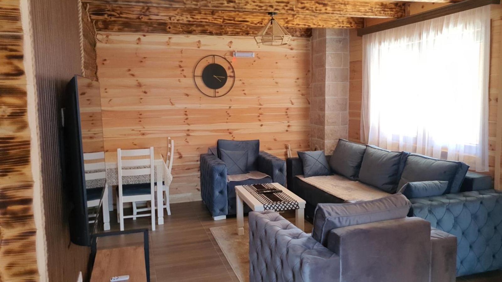 Zagrad Homes In *